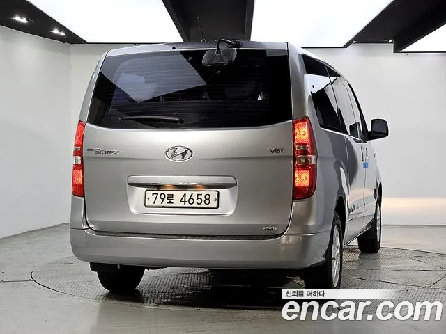 Hyundai Staria 2018 thumb 5