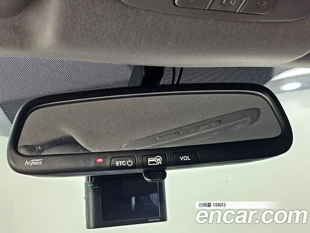 Hyundai Staria 2018 thumb 12