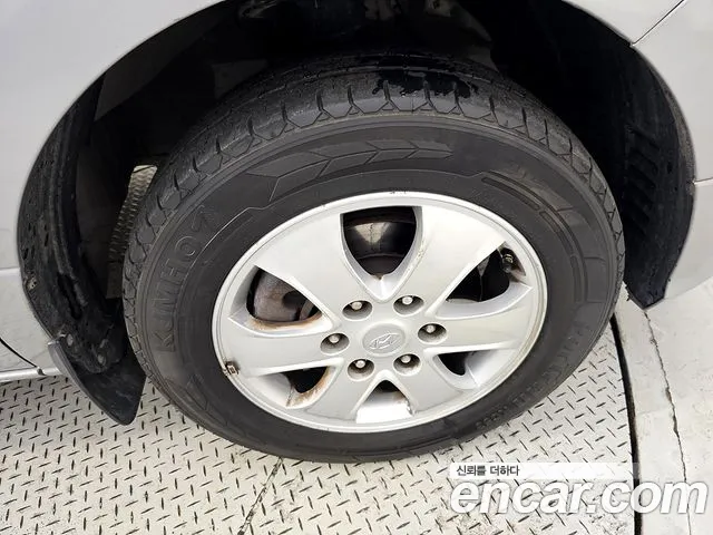 Hyundai Staria 2018 thumb 2