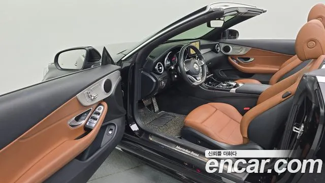 Mercedes-Benz C-Class 2017 thumb 2