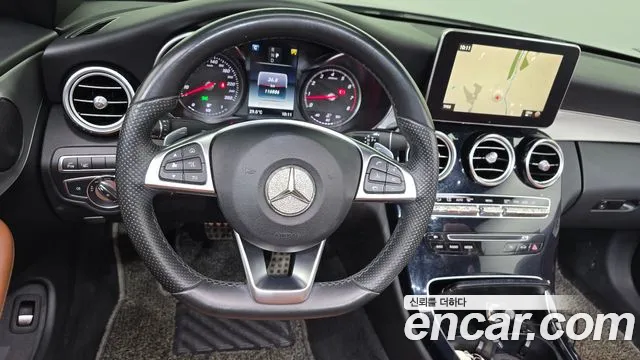 Mercedes-Benz C-Class 2017 thumb 12