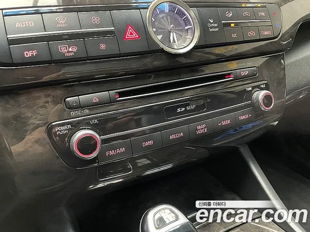 Kia K9 2015 thumb 12