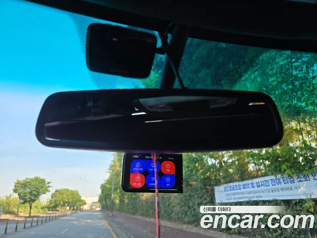 Ford Explorer 2013 thumb 3