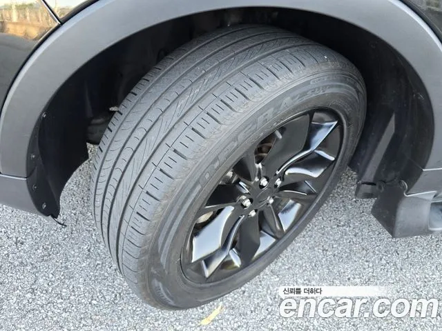 Ford Explorer 2013 thumb 2