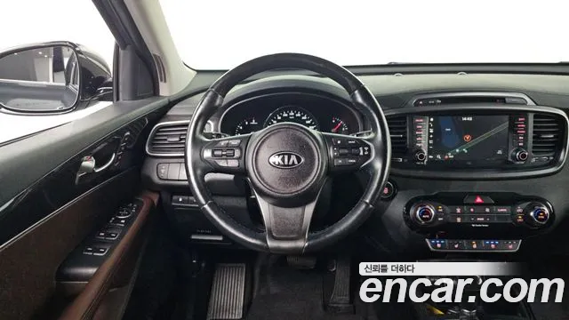 Kia Sorento 2015 thumb 11