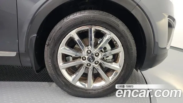Kia Sorento 2015 thumb 12