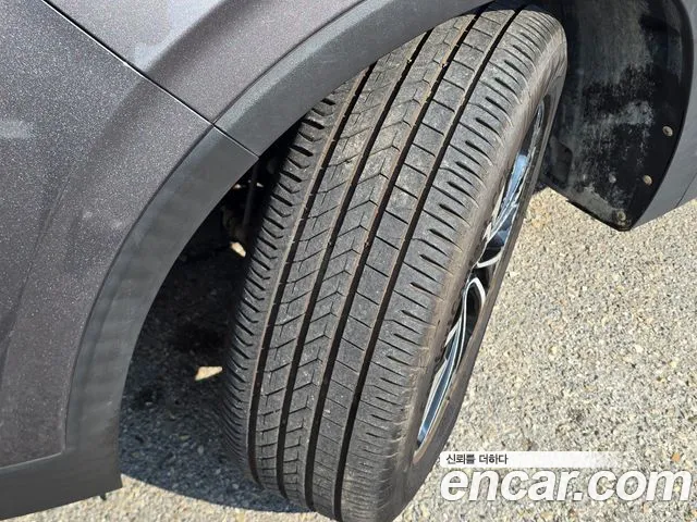 Hyundai Santa Fe 2019 thumb 6