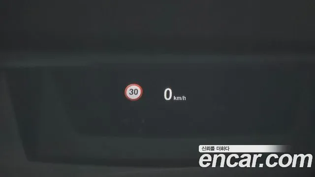 BMW 3 серии 2018 thumb 8
