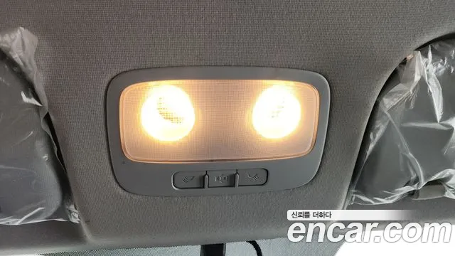 Hyundai Staria 2021 thumb 2