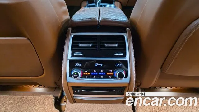 BMW 7 серии 2020 thumb 12