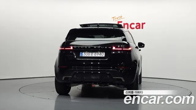 Land Rover Range Rover Evoque 2025 thumb 3
