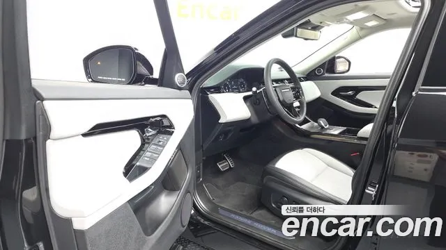 Land Rover Range Rover Evoque 2025 thumb 2