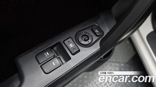 Kia Forte 2010 thumb 6