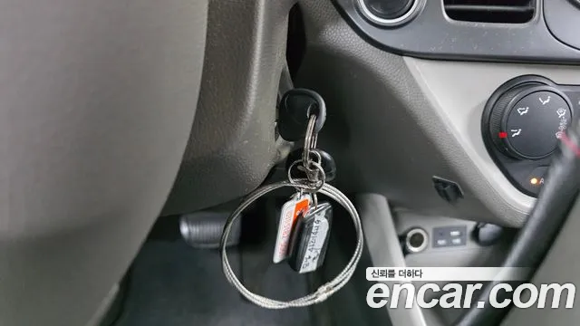 Kia Morning 2015 thumb 12