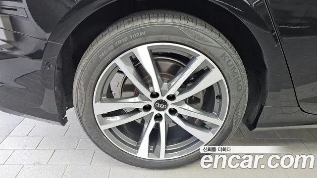 Audi A6 2021 thumb 12