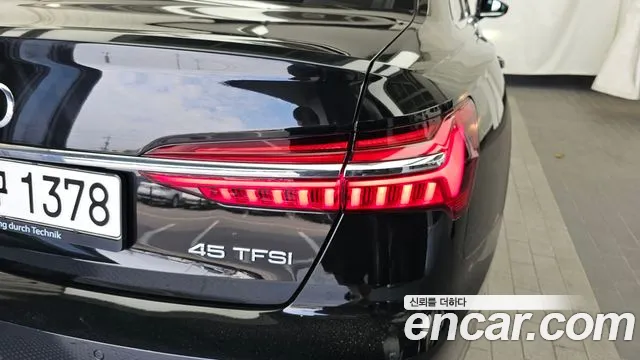 Audi A6 2021 thumb 10