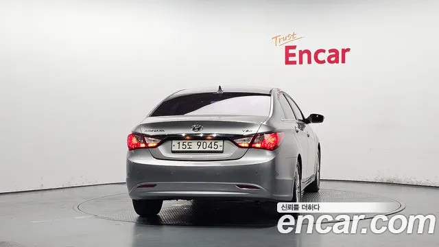 Hyundai Sonata 2011 thumb 4