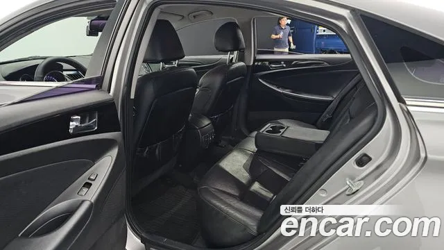Hyundai Sonata 2011 thumb 3