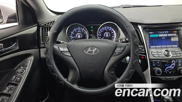 Hyundai Sonata 2011 thumb 10