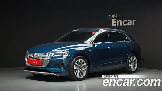 Audi e-tron 2020 thumb 7