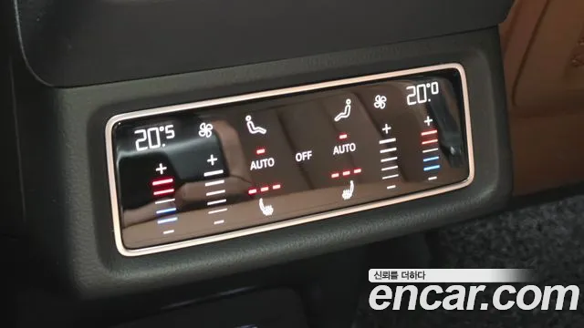 Audi e-tron 2020 thumb 10