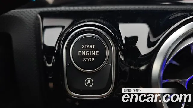 Mercedes-Benz A-Класс 2024 thumb 9