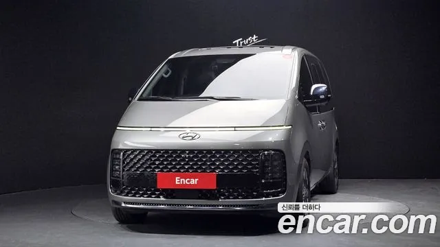 Hyundai Staria 2023 thumb 11