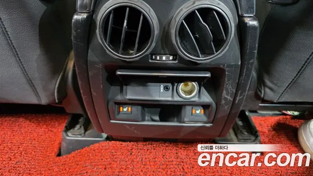 Land Rover Discovery 2008 thumb 6