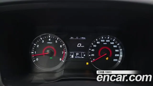 KGM Tivoli 2020 thumb 10