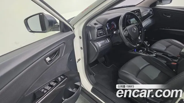 KGM Tivoli 2020 thumb 6