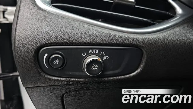 Chevrolet Malibu 2017 thumb 7