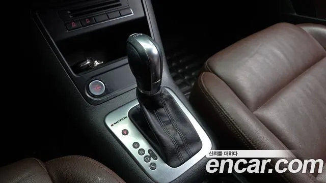 Volkswagen Tiguan 2015 thumb 2