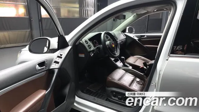 Volkswagen Tiguan 2015 thumb 3