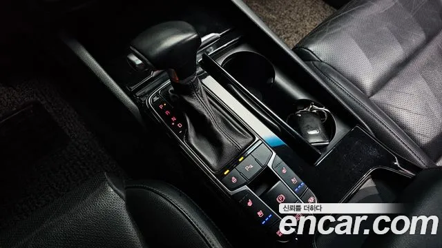 Kia K7 2016 thumb 3