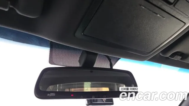 KGM Rexton 2019 thumb 11