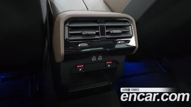 BMW 5 серии 2023 thumb 12