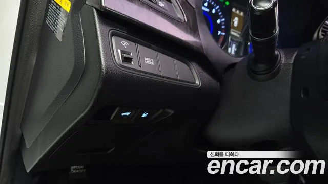 Hyundai Grandeur 2015 thumb 5