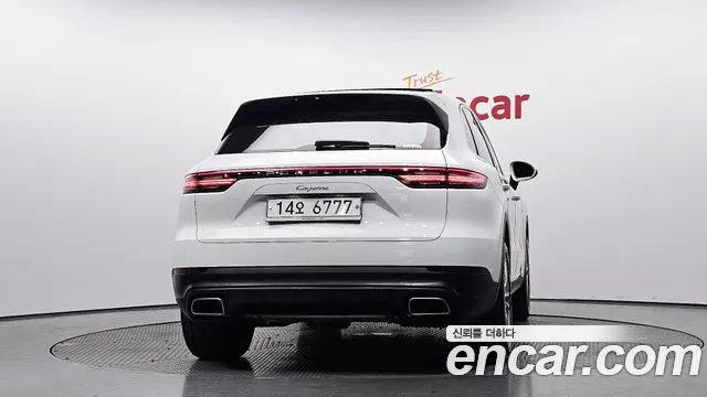 Porsche Cayenne 2019 thumb 4