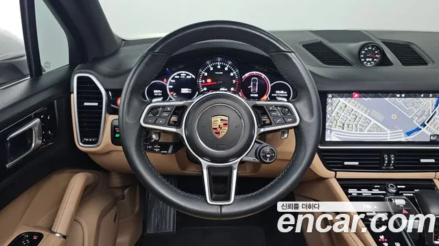 Porsche Cayenne 2019 thumb 2