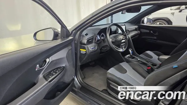 Hyundai Veloster 2018 thumb 2