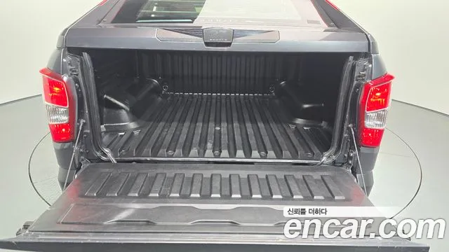 KGM Rexton 2019 thumb 11