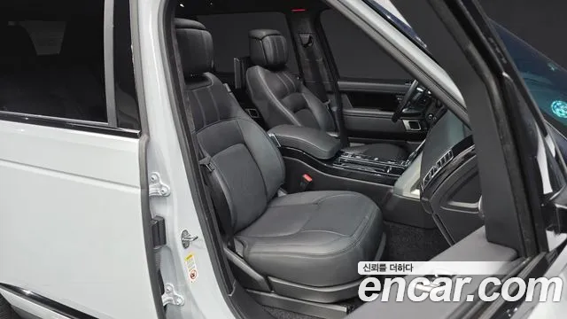 Land Rover Range Rover 2019 thumb 5