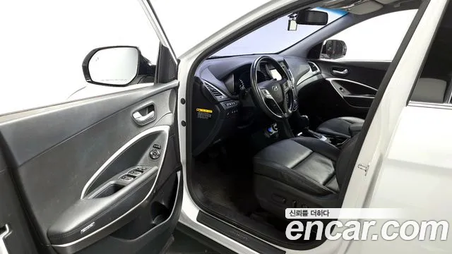 Hyundai Santafe 2017 thumb 12