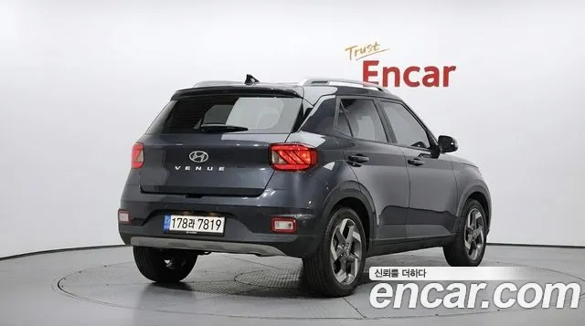 Hyundai Venue 2022 thumb 6