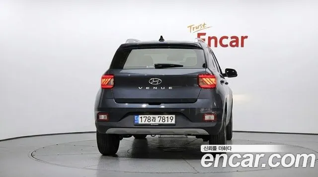 Hyundai Venue 2022 thumb 5