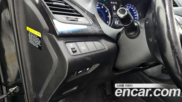 Hyundai Grandeur 2015 thumb 3