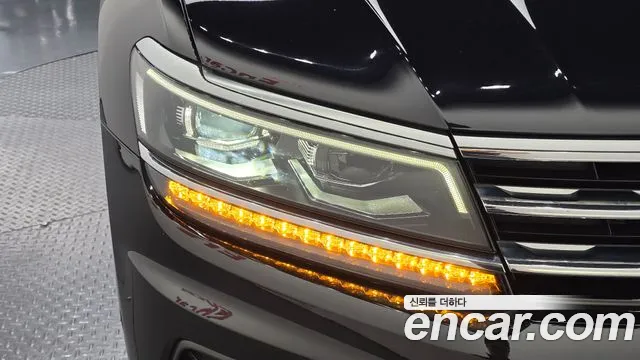 Volkswagen Tiguan 2019 thumb 10