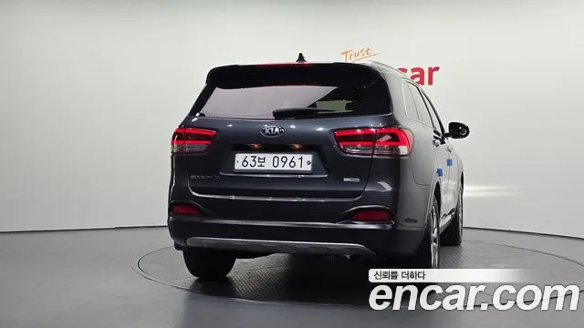 Kia Sorento 2016 thumb 6