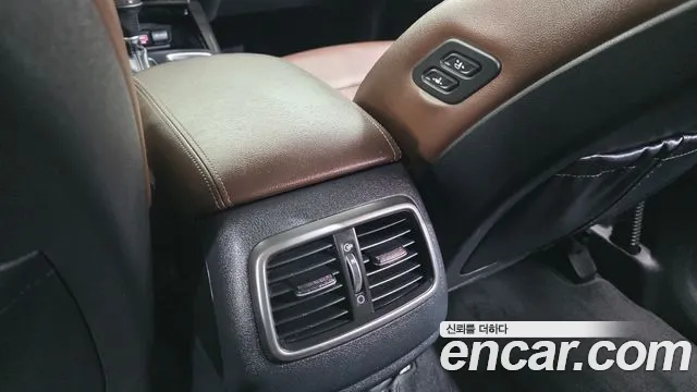 Kia Sorento 2016 thumb 9