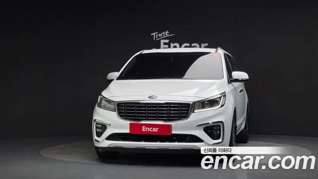 Kia Carnival 2018 thumb 5
